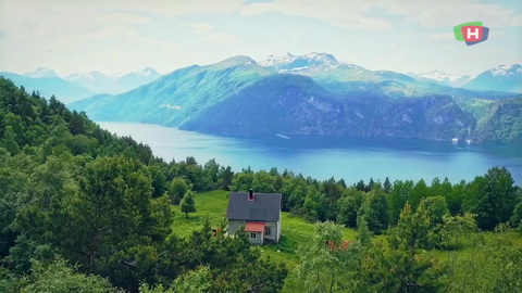 (+) Gardane langs Storfjorden - Skrenakken