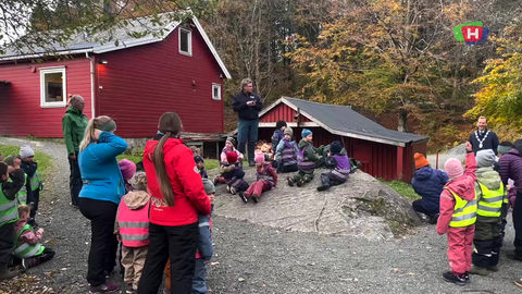 (+) –  Viktig for ungene å knytte vennskap allerede før skolestart